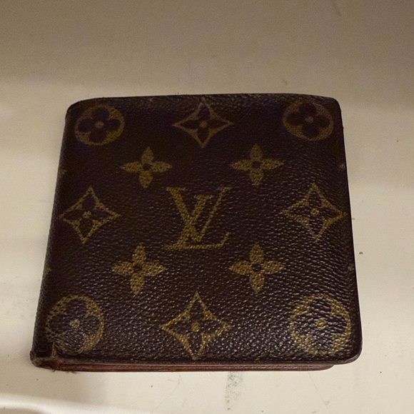 Louis Vuitton Monogram men’s wallet - Picture 1 of 6